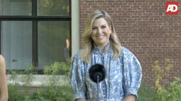 鑫恒盈配资 被指模仿特朗普表情, 荷兰王后发声否认: 我只是对帮忙的人说“谢谢”